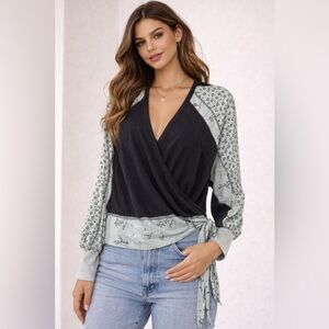 Free People Womens Floral Blue V Neck Waffle Knit Tie Waist Boho Top